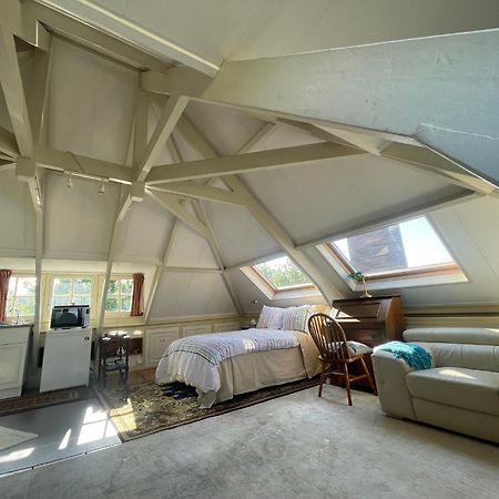 Art+Bed And Breakfast 's-Graveland Buitenkant foto